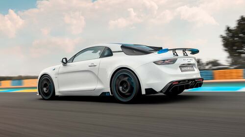 Alpine A110 R Le Mans: guarda le foto della versione speciale 5