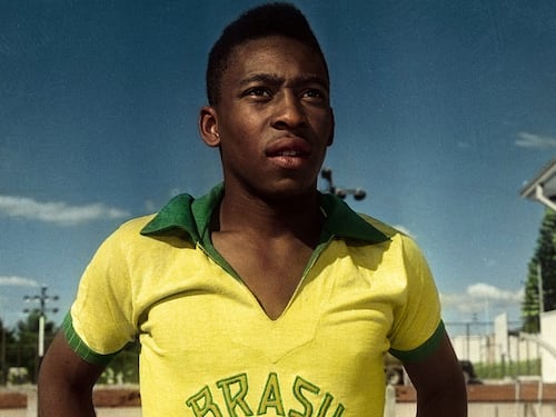 Pelé compie 82 anni, i momenti iconici della sua carriera calcistica