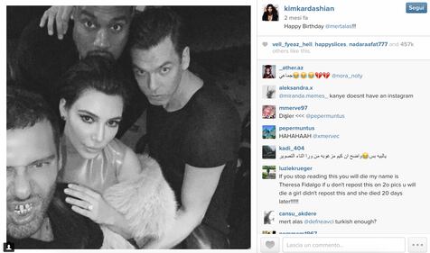 Kim Kardashian realizza un libro di selfie 18