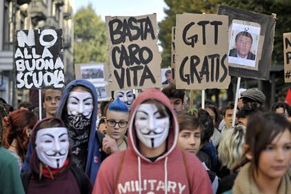 Scontri a Torino tra studenti e polizia 5