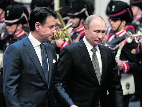 Missione militare, i misteri di Conte tra 007 di Putin e segreti Nato