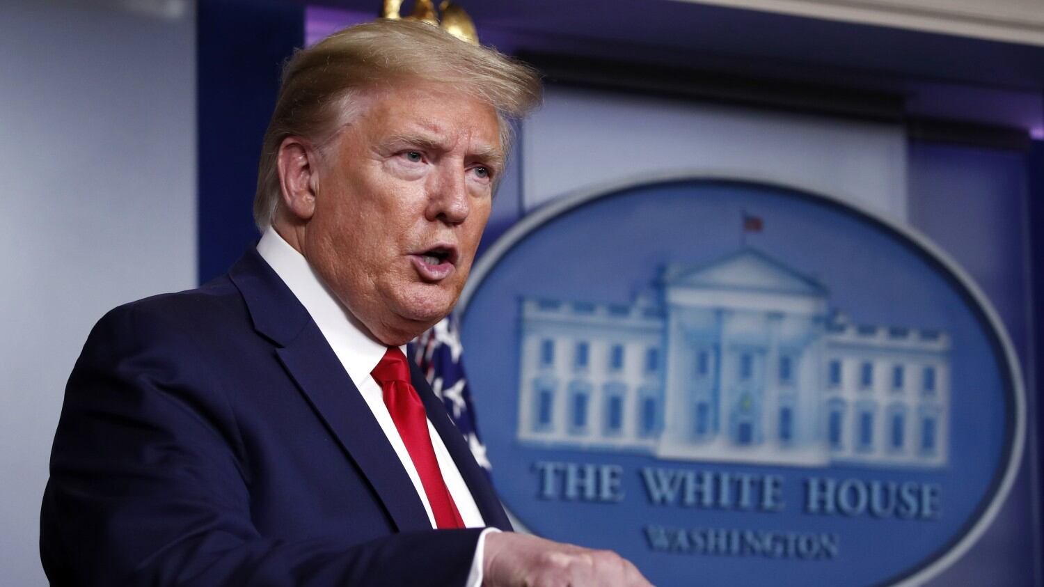 Trump parla di prove che collegano il virus al laboratorio di Wuhan