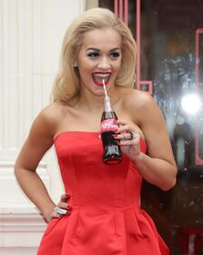 Rita Ora, sexy e single orgogliosa: "Calvin Harris mi aveva in pugno" 23
