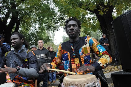 I centri sociali festeggiano coi migranti 19