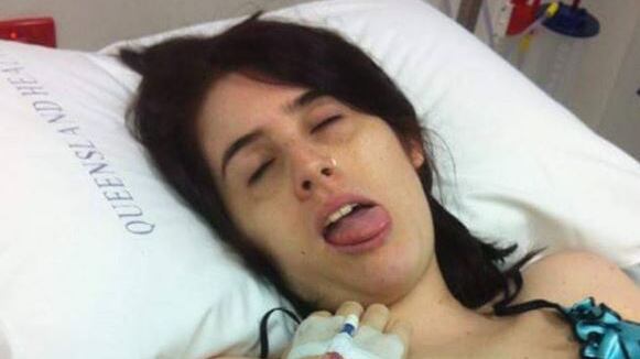 Holly vive nel dramma: "Guardatemi, per questo deve essere legalizzata l'eutanasia"