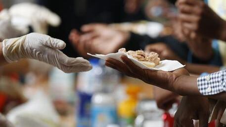 La coop guadagna con i profughi: così i soci si spartiscono 60mila euro
