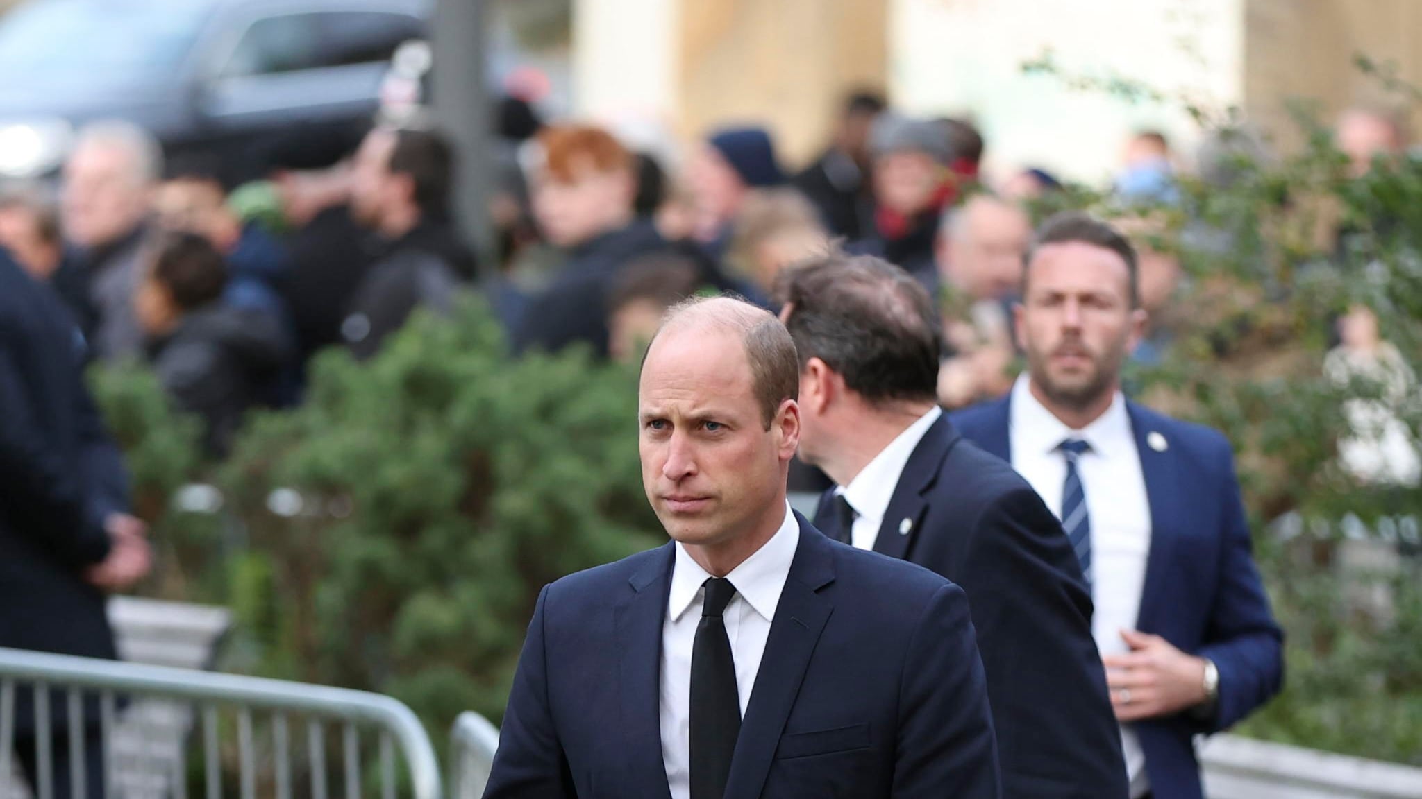 "È in competizione con Carlo...". Quelle indiscrezioni su William