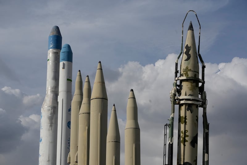 Pechino rafforza lo scudo di Teheran: la Cina pronta a consegnare fino a 400 missili all’Iran
