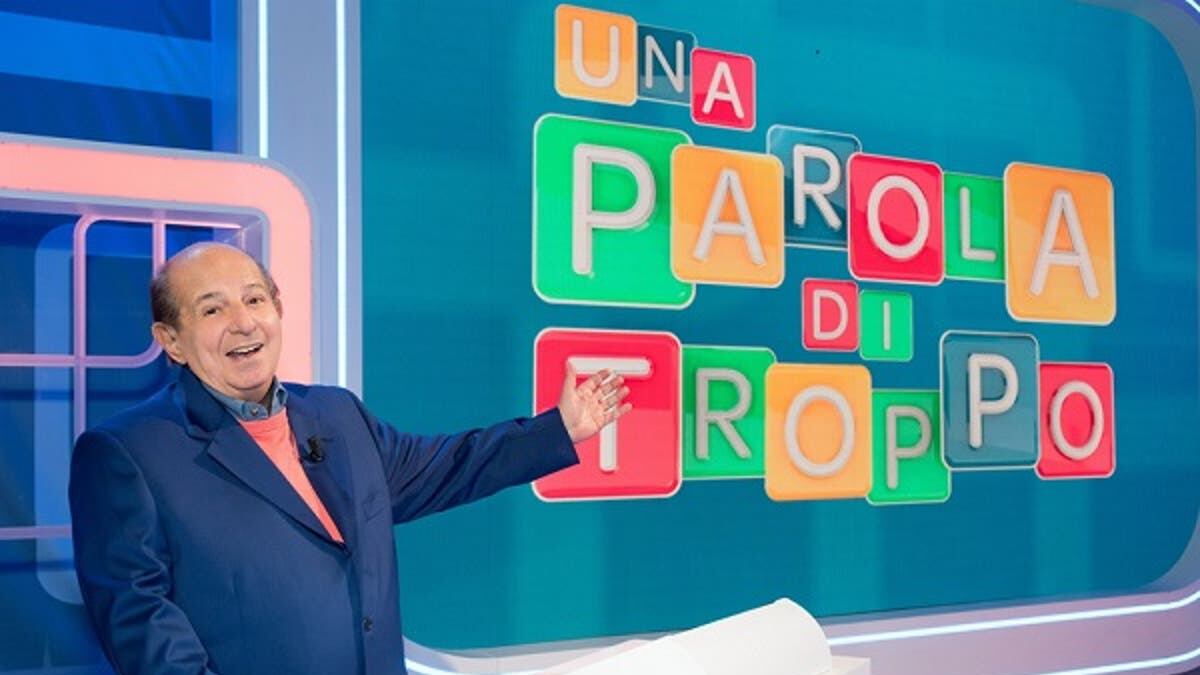 Chiude il quiz di Magalli su Rai Due: "Fine dell'agonia"