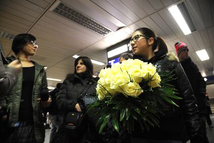 Seedorf, l'arrivo a Linate e a San Siro 2