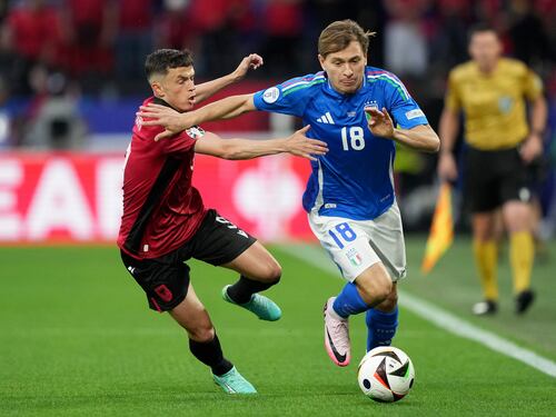 Altro che in... barella. Con Nicolò, l'Italia diventa maiuscola. È il valore aggiunto