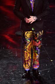 Look e stravaganze sul palco dell'Ariston 5