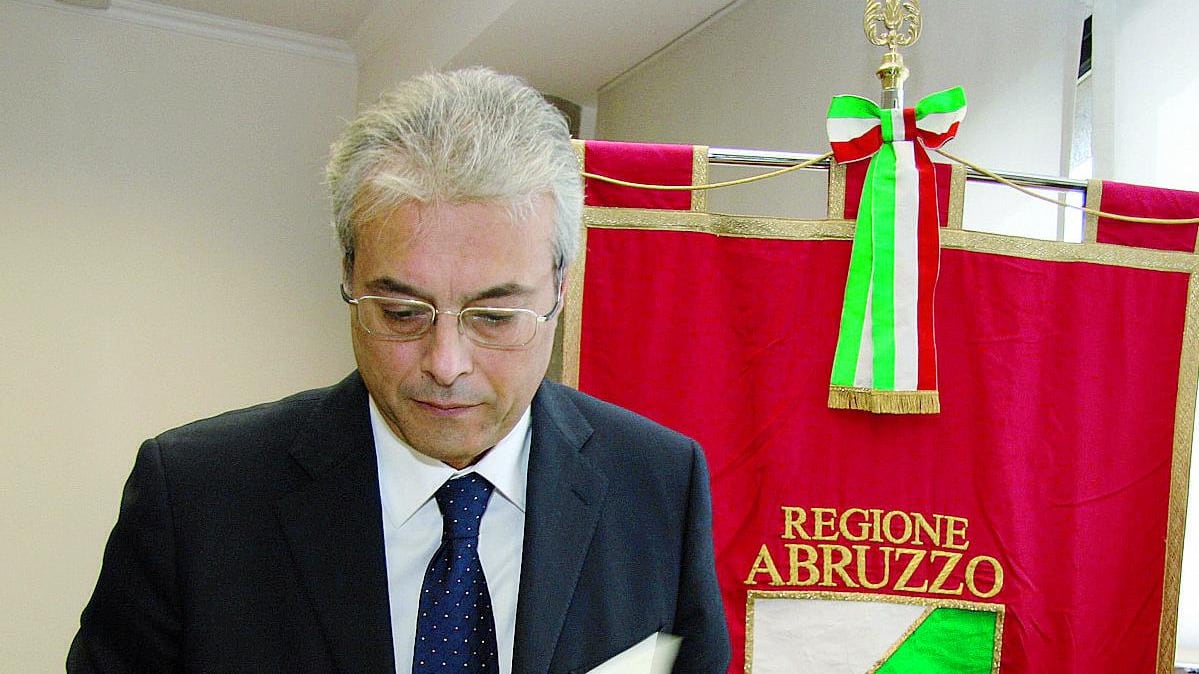 Le dieci bufale del caso Chiodi governatore crocifisso dai pm