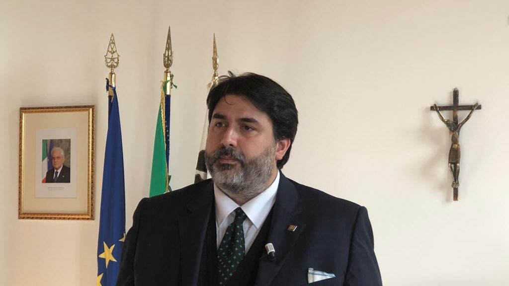 Solinas: "Contro la Sardegna montatura mediatica"