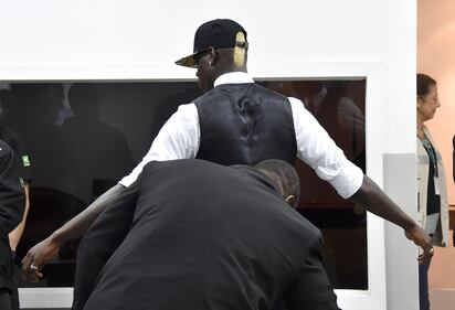Balotelli torna in Italia con un nuovo look 7