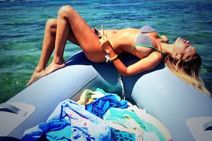 Il bikini compie 70 anni: le vip più sexy 33