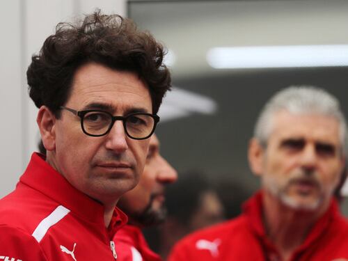Ferrari, Binotto mette pressione a Vettel: "C'è in ballo il suo futuro"