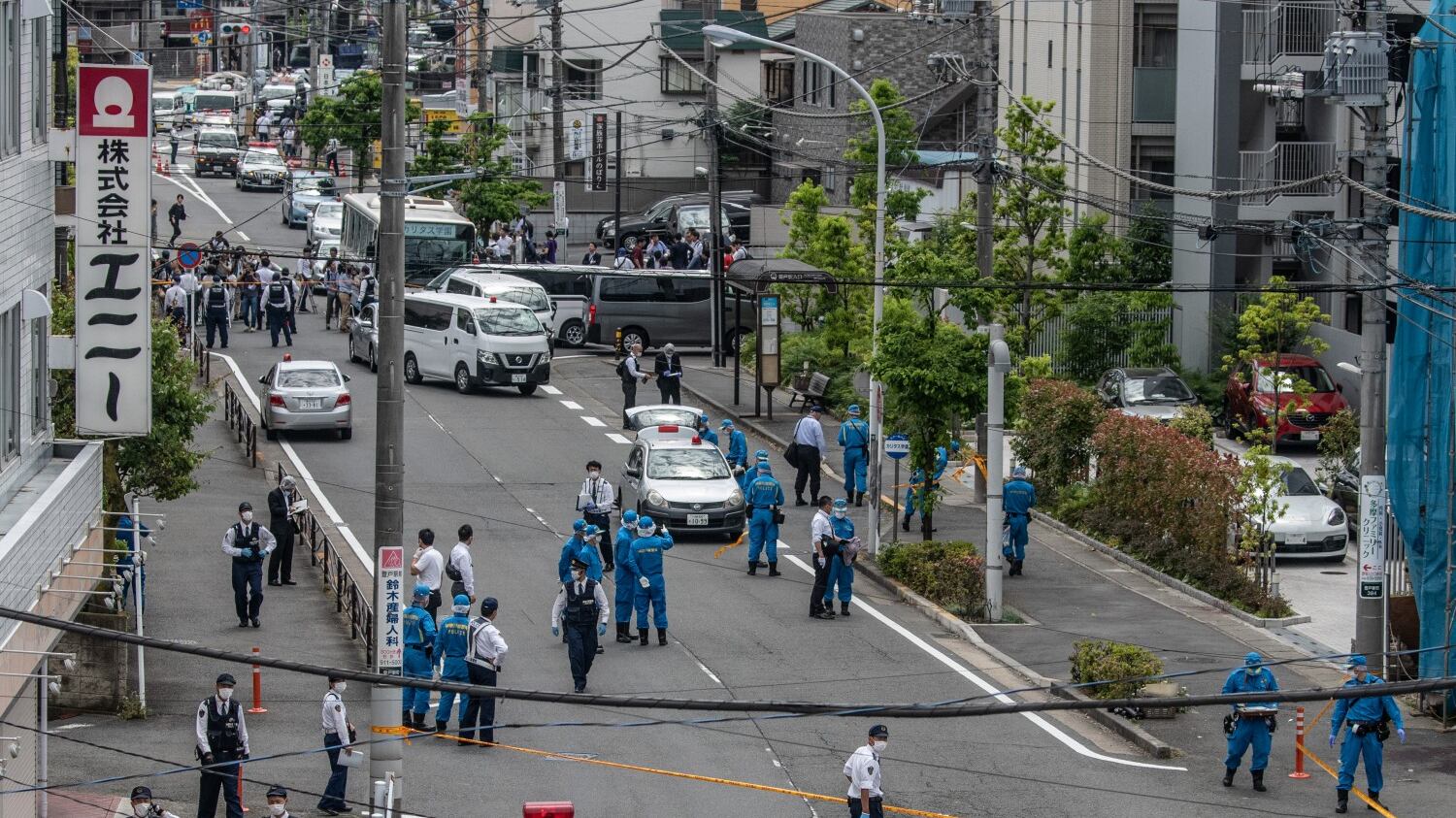 Tokyo, accoltellamento alla fermata del bus: 2 morti e 17 feriti