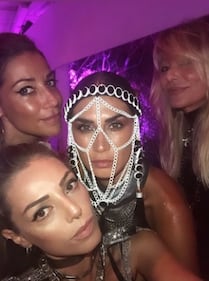 Melissa Satta versione festish, le foto social del suo look bollente  4
