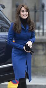 Kate Middleton, bella e glam in blu in Scozia 22