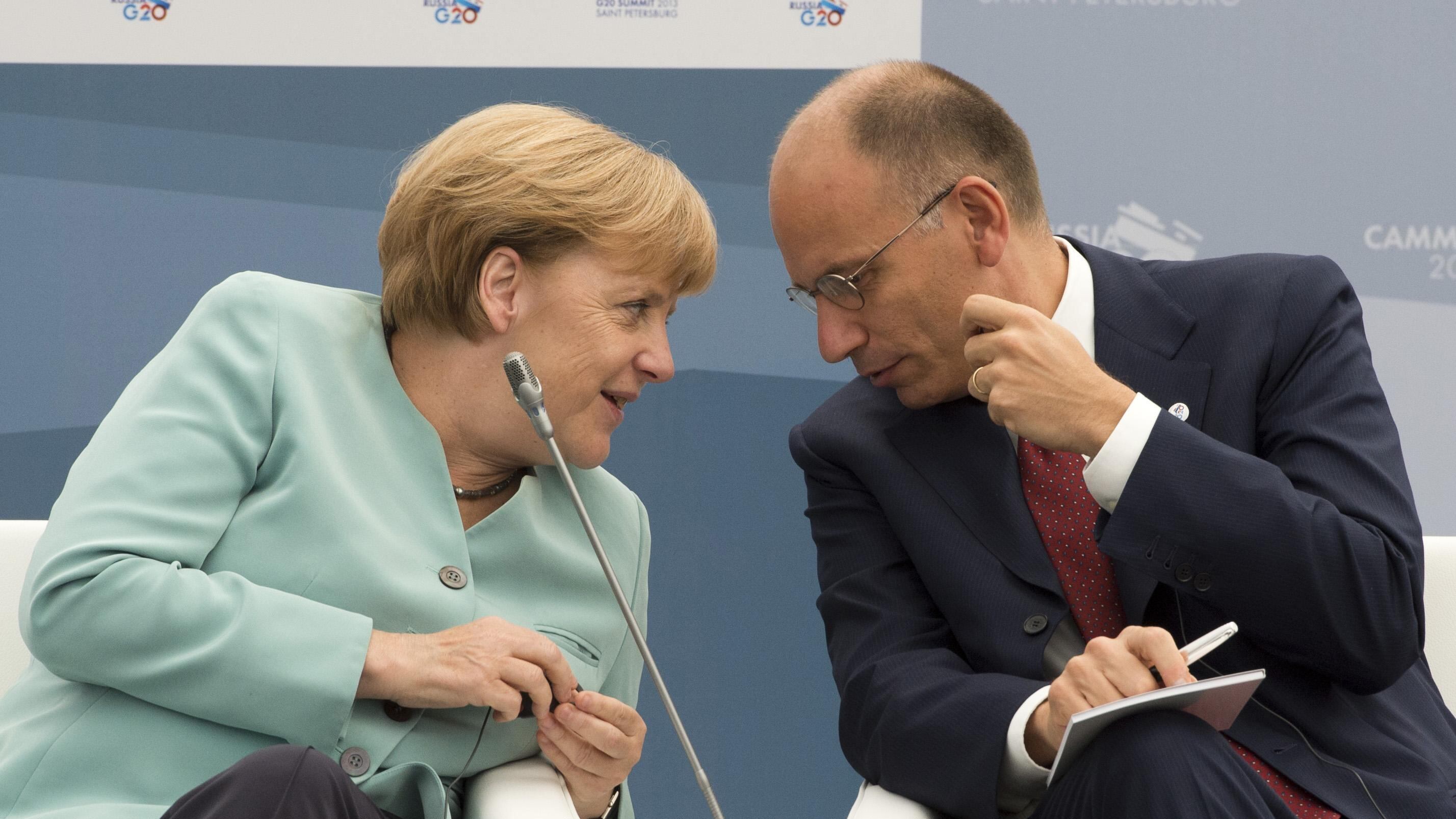 Datagate, Merkel nel mirino: "Inaccettabile spiare alleati". Letta: "Vogliamo la verità"