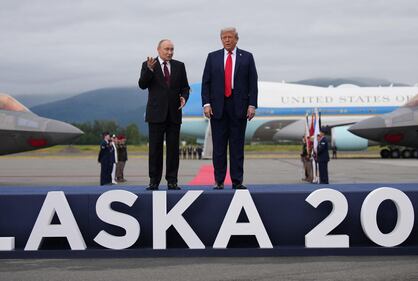 L'incontro tra Trump e Putin: le immagini del vertice 2