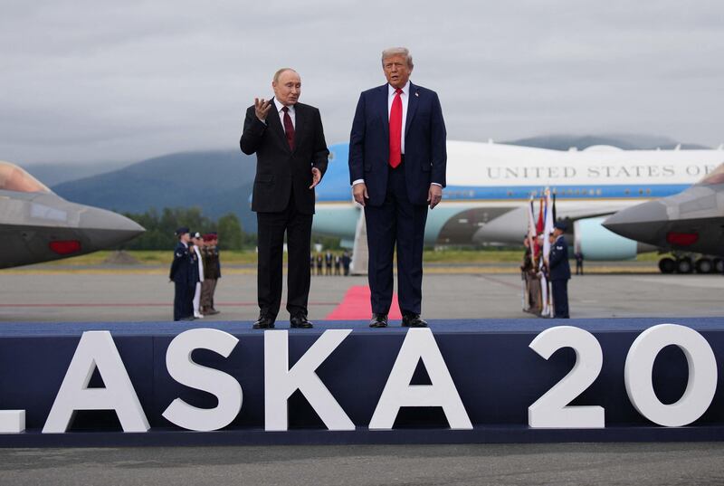 L'incontro tra Trump e Putin: le immagini del vertice 2