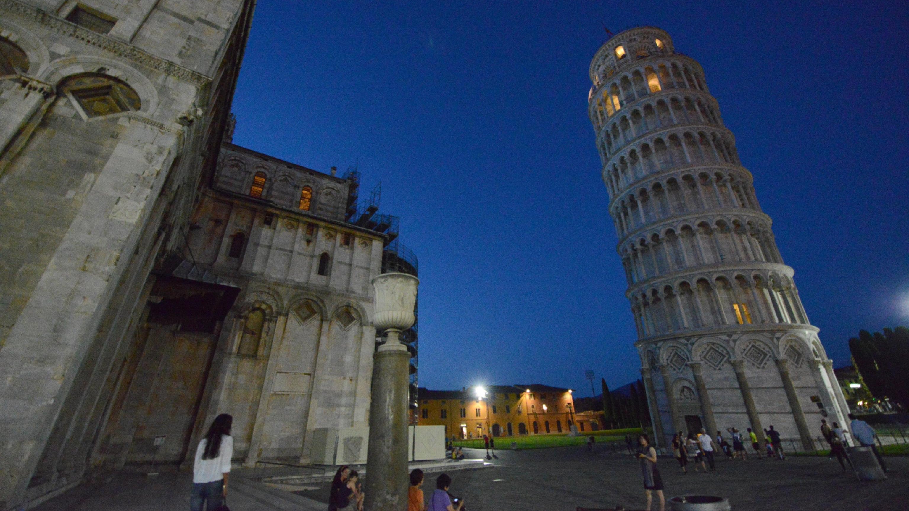 Pisa si veste a festa per gli 850 anni della Torre: le celebrazioni dureranno un anno intero
