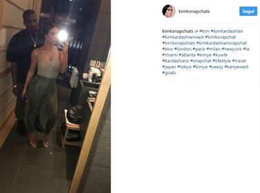 Kim Kardashian, seno esplosivo in bikini 9