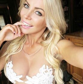 La PlayBoy Mansion è in vendita 4