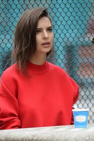 Emily Ratajkowski nuda per il marito 5