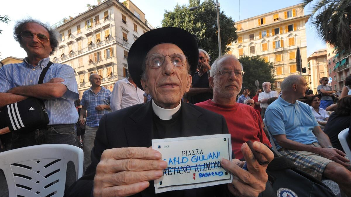 Vittuone, la sinistra vuole piazza don Gallo. Il Pdl: "Sia dedicata a don Verzè"