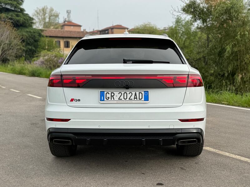 Audi Q8 2024: guarda la gallery del nuovo SUV XXL della casa tedesca con il V6 Diesel 11