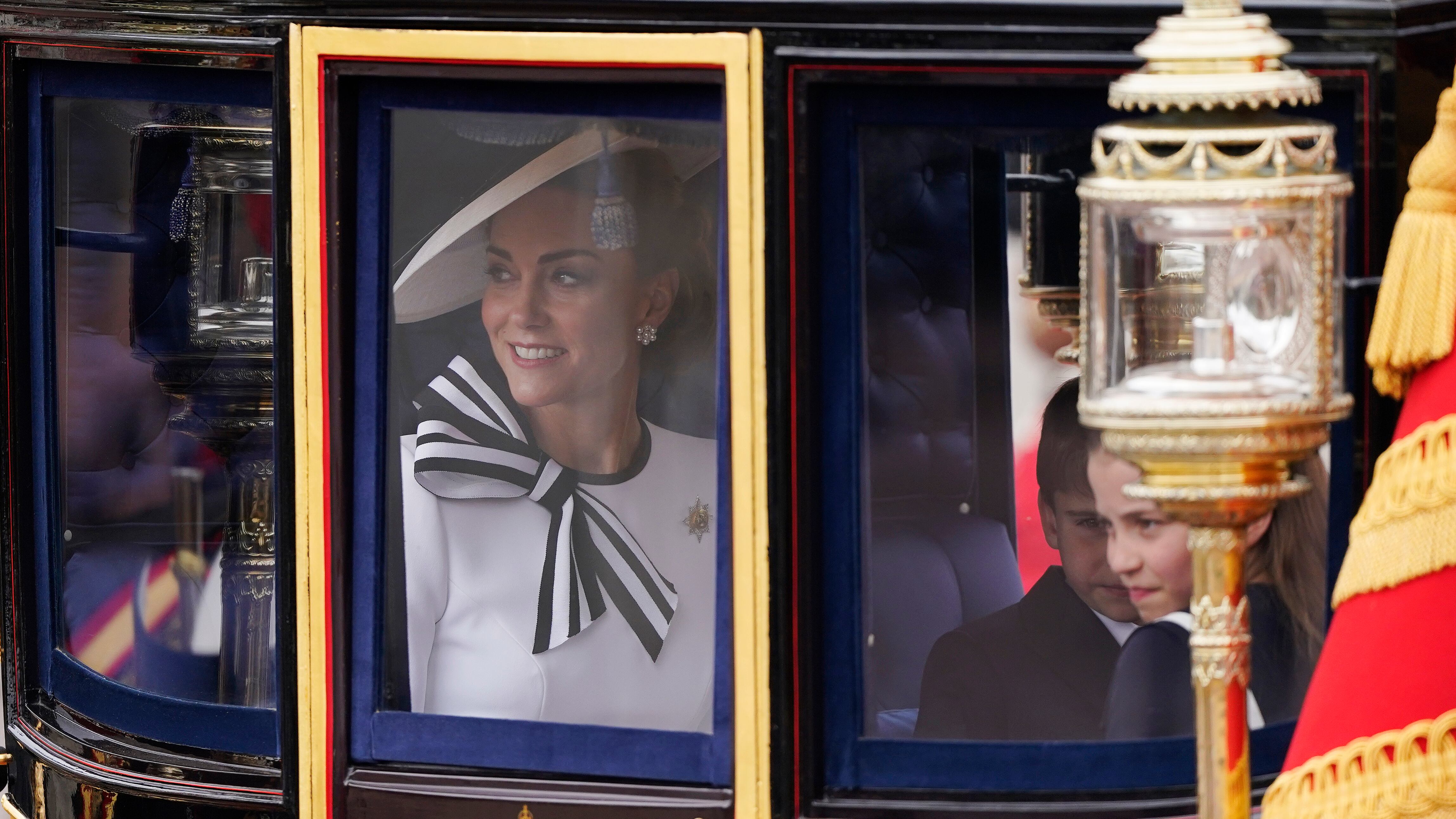 God save the King... Ma anche la principessa del Galles