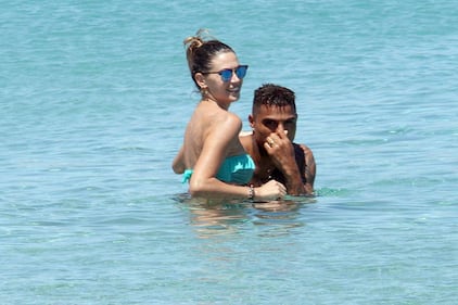 Satta e Boateng: coccole e baci al mare 9