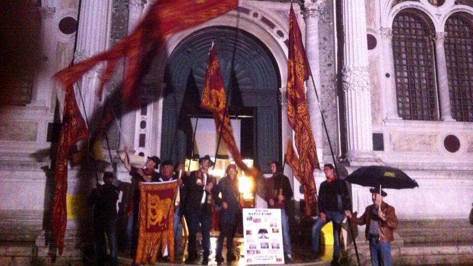 Protesta contro Napoleone: un veneto rischia il carcere