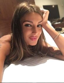 Cristina Buccino sexy in palestra 10