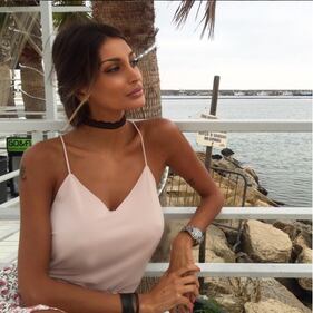 Cristina Buccino, microslip in spiaggia 3