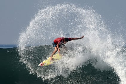 2018 World Surf League: i surfisti tra le onde 6