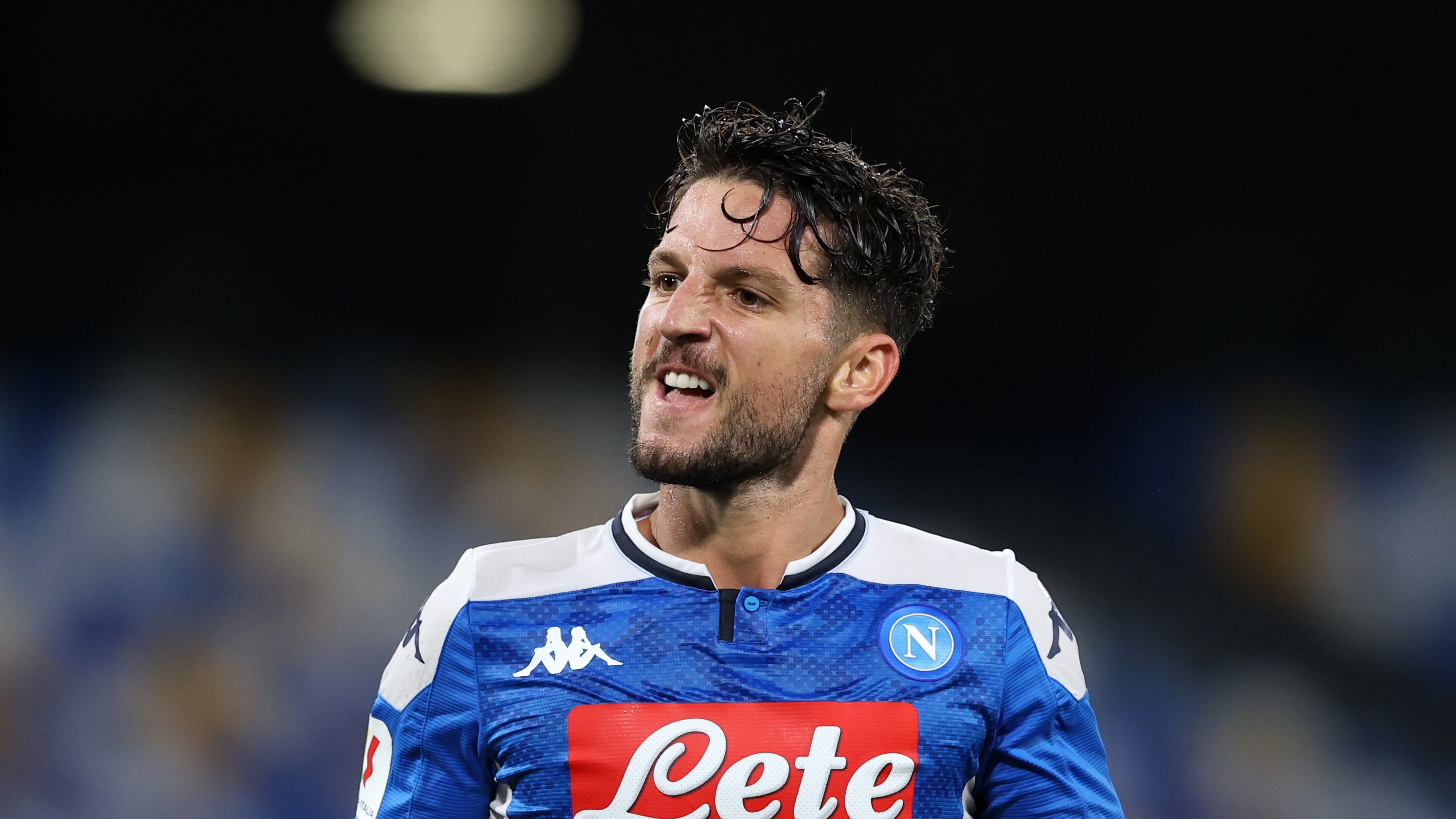 Storico Mertens, Napoli in finale. Fuori un'Inter bella e sprecona