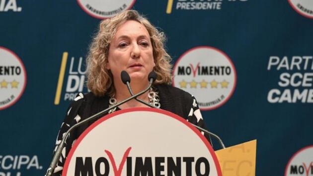 La grillina pro migranti imbarazza il governo "Vanno ringraziati"