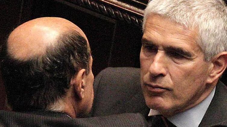 Nell'Udc cresce la fronda, lite sulle poltrone