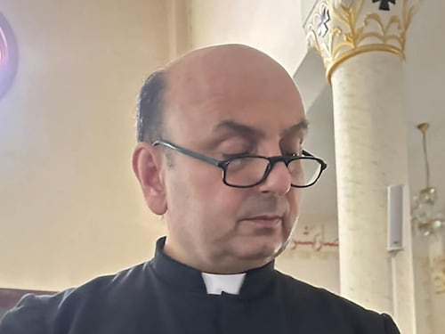 Il parroco argentino a Gaza da trent'anni: "Vado avanti, resto vicino alla mia comunità"