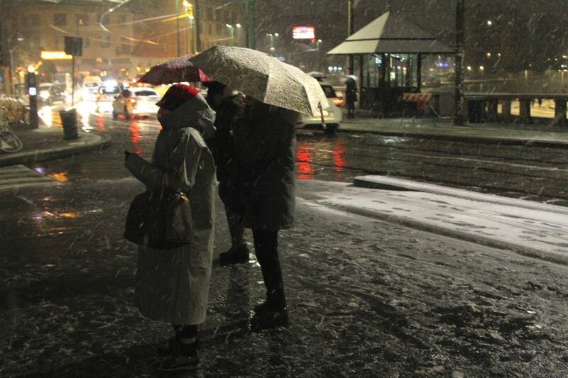 Arriva la prima neve a Milano 11