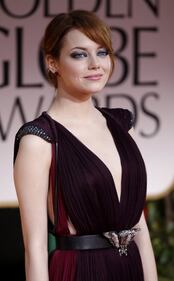 Emma Stone protagonista a Cannes, le foto sexy 10