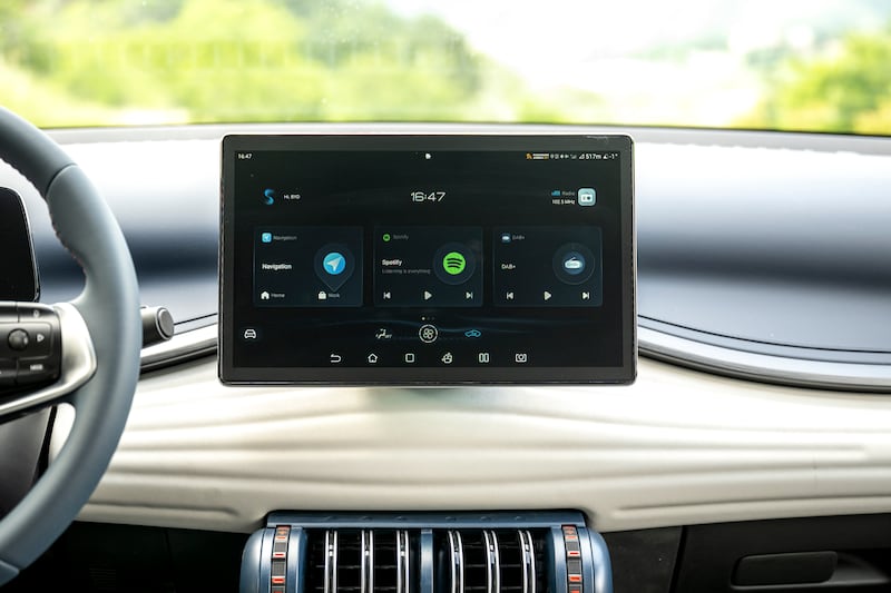 BYD Atto 3, guarda tutte le foto 21
