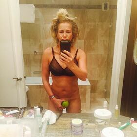 Chelsey Handler: selfie hot su Instagram 1