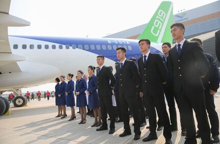 Da oggi la Cina ha un suo aereo di linea 7