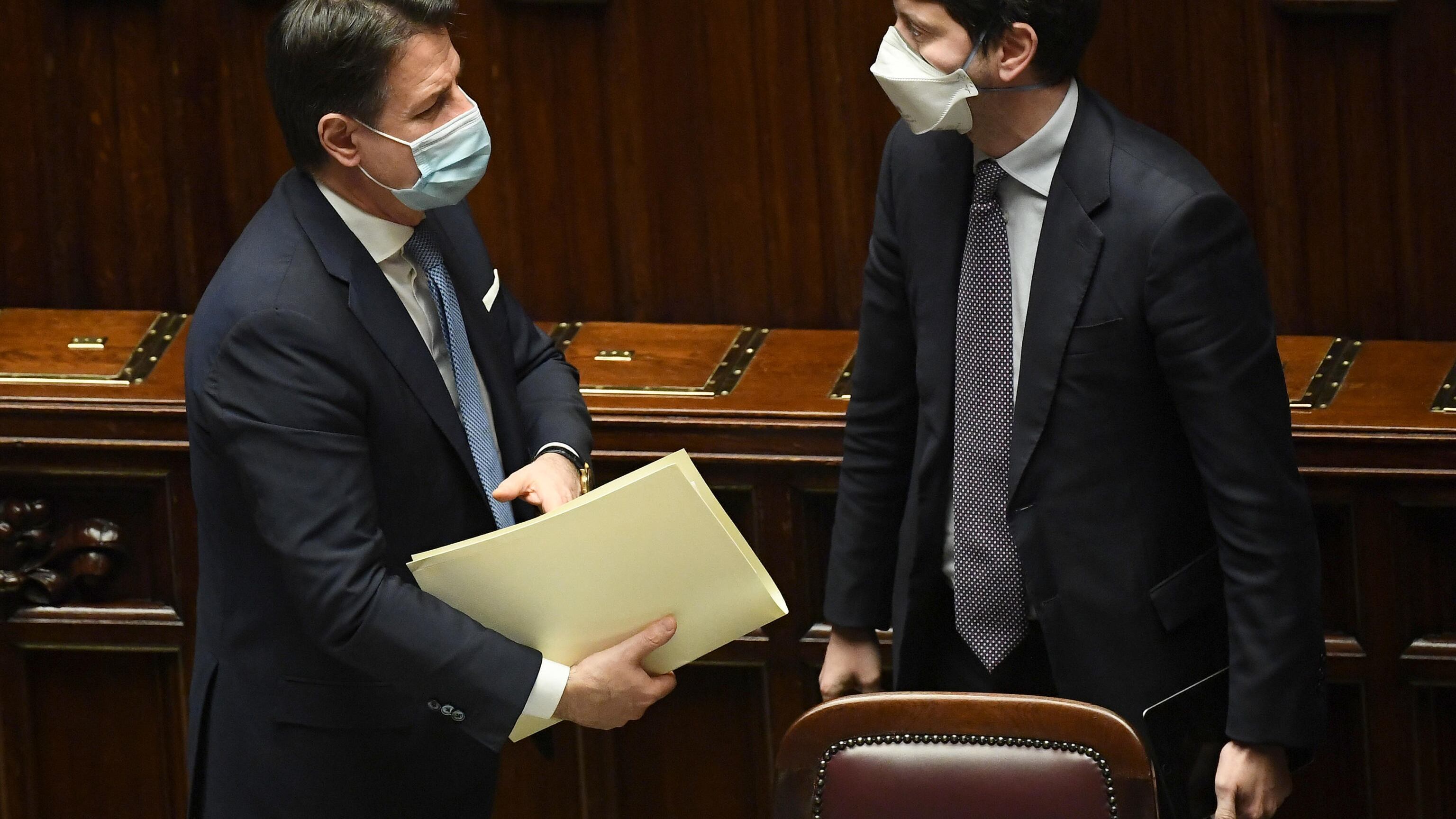 Conte e Speranza, l'idillio va in frantumi in Basilicata