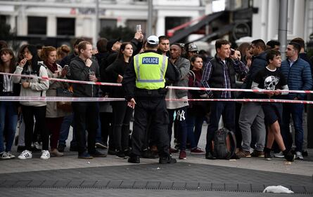 Londra, un'auto sulla folla davanti al museo di storia naturale 19